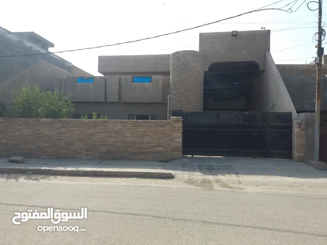 320 m2 4 Bedrooms Townhouse for Sale in Baghdad Dora