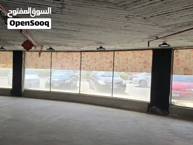 محل للبيع في التجمع الاول مول ميراج