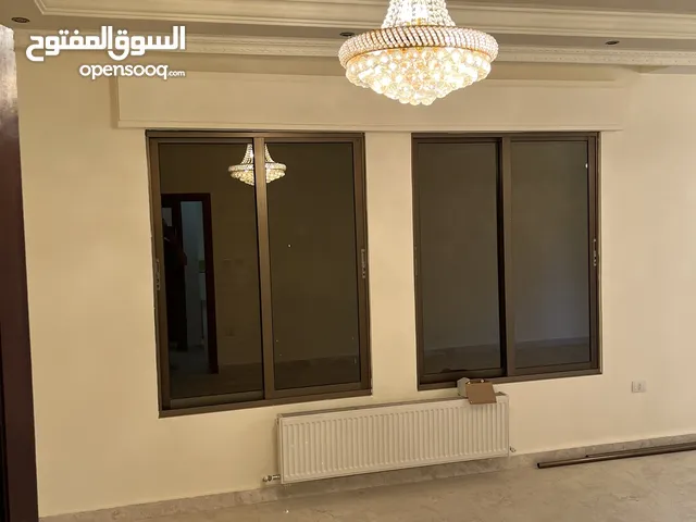 164 m2 3 Bedrooms Apartments for Sale in Amman Jubaiha