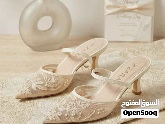 صنادل وادوت تحميل