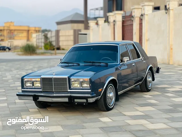 Used Chrysler Fifth Avenue in Ras Al Khaimah