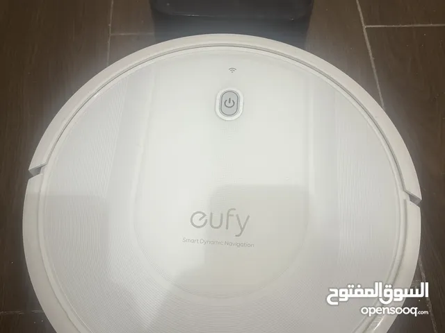 مكنسة ايوفي الذكية