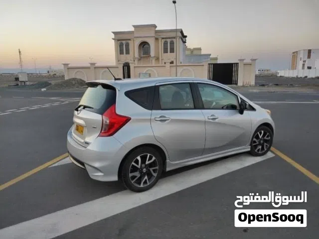 2015 نيسان اخرى