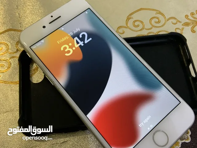 Apple iPhone 8 64 GB in Giza