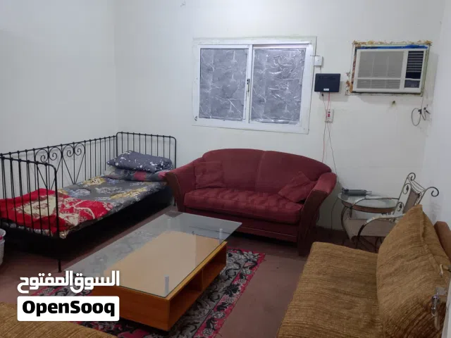 Rغرفة بجدة مغروشة   عزاب  للابجار. مشاركة بالسكن