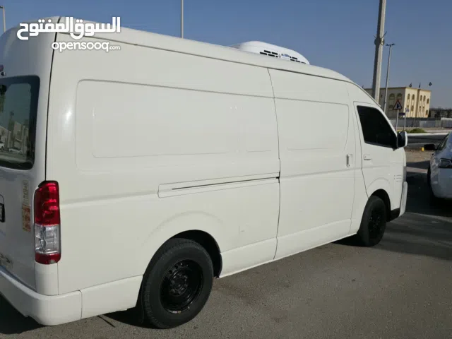 Used Toyota Hiace in Abu Dhabi