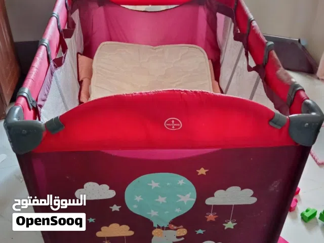 سرير اطفال بيبي