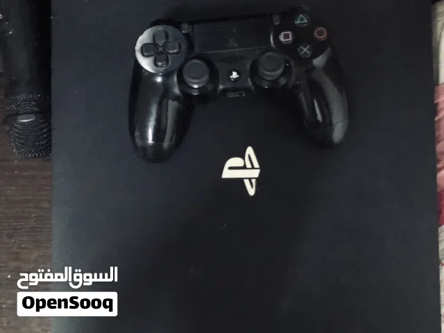 PlayStation 4 pro & controller