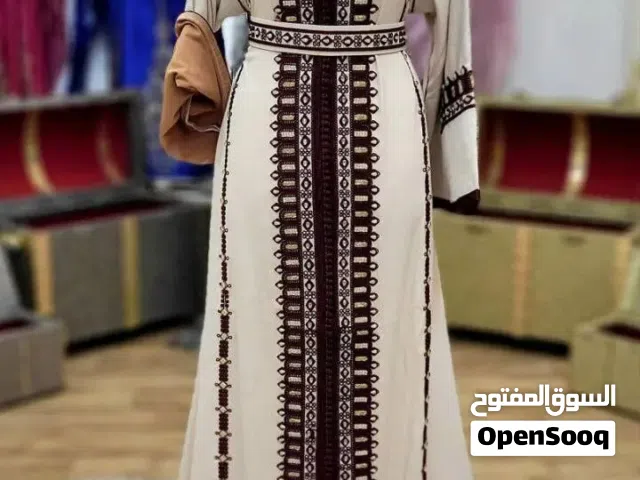 Weddings and Engagements Dresses in Blida