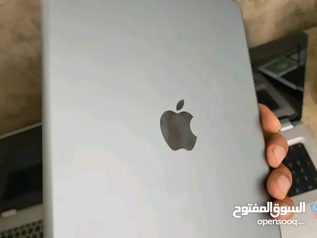 ipad air2 جيدة للبيع نضيفة وتساعدك برشة في الالعاب