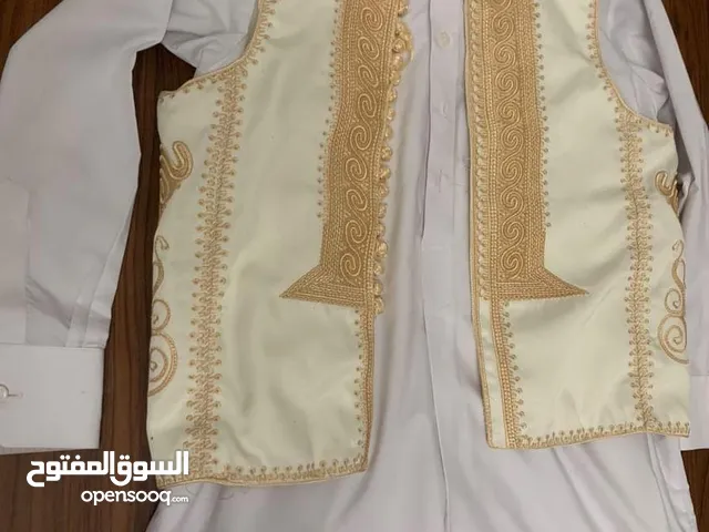 بدلة عربية مقاس عمر10و11 