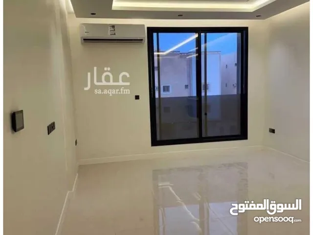 190 m2 3 Bedrooms Apartments for Rent in Al Riyadh Al Malqa