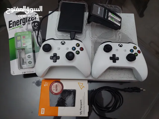 اكسبوكس ون اس تيرا للبيع Xbox one s 1tb اكسبوكس ون اس تيرا بيشغل 4k معاه دراعه و الكابل الاصلين