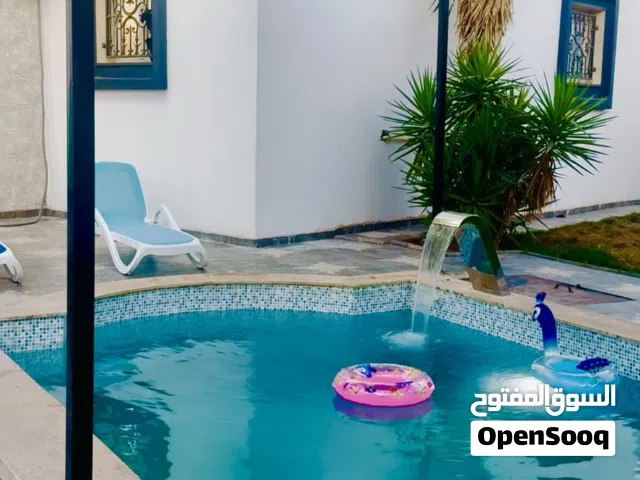 2 Bedrooms Chalet for Rent in Tripoli Ain Zara
