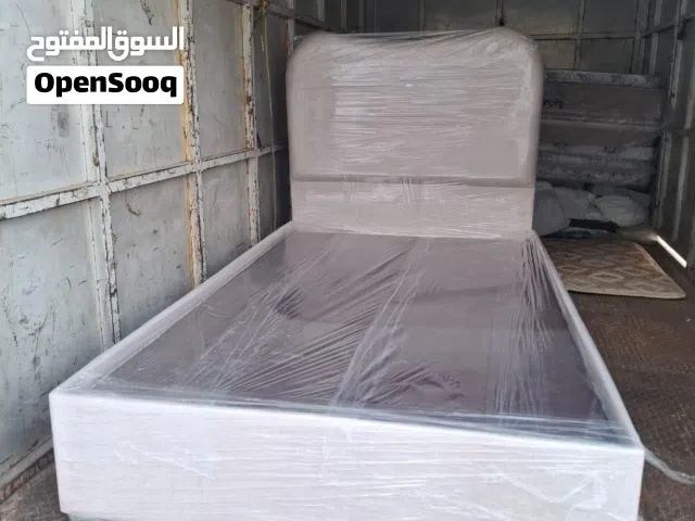 سرير بوكس ديكور ممتاز وفخم وقوي التحمل مقاس نفر ونص 120*200 للبيع ( جديد )