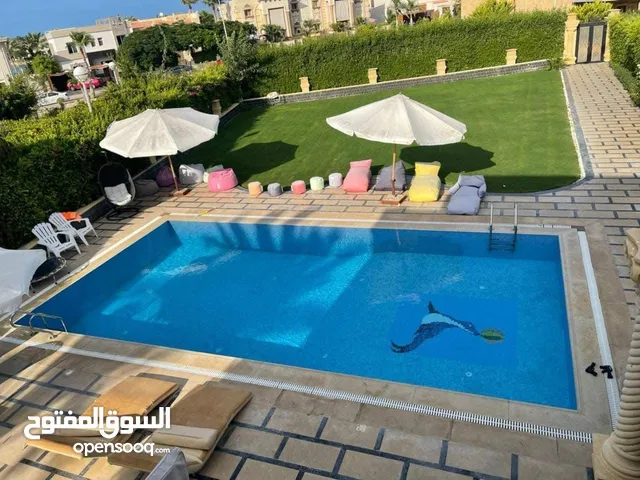 فيلا 5 غرف