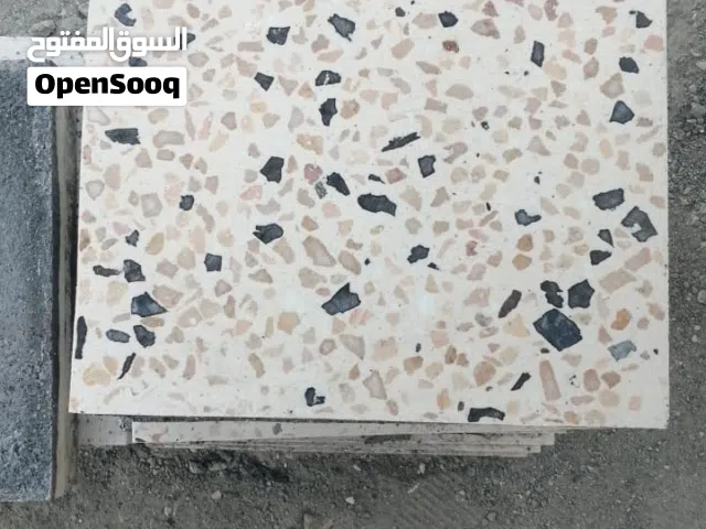 Interlock and carbstone and mozaic tail