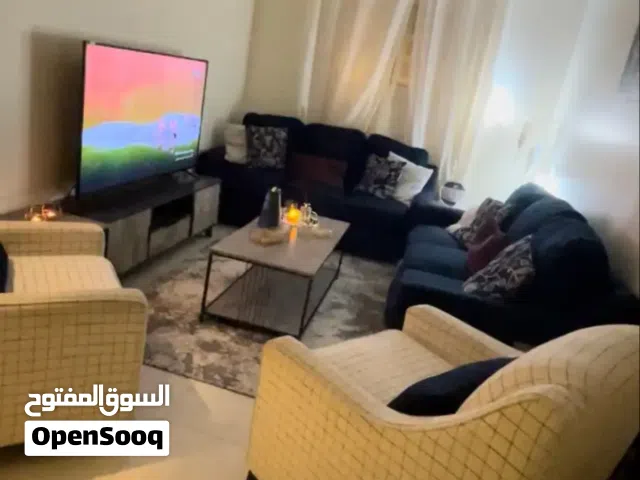 كنب من ذا فاكتوري بحالة ممتازه