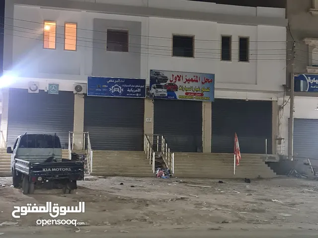 ششقق ايجار في شبنة ع رئيسي شارع زيت موقع ممتاز مطلوب اجانب +عمولة مكتب