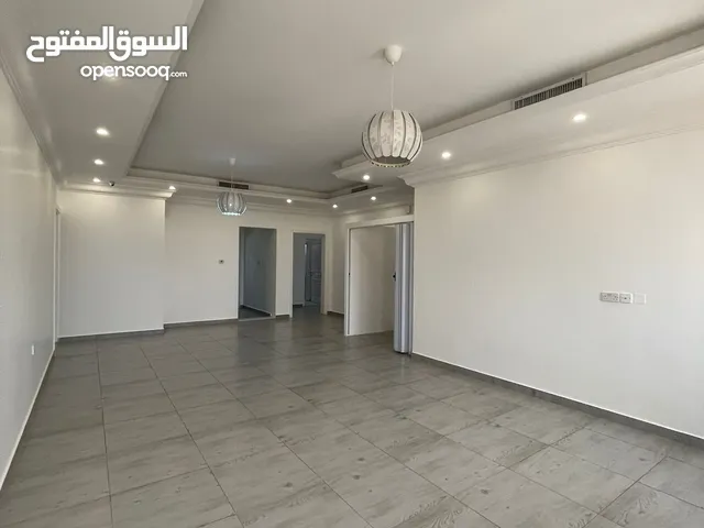 500 m2 4 Bedrooms Townhouse for Rent in Hawally Bayan