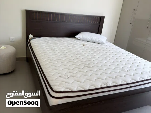 Bed with Mattress for Sale – Like New