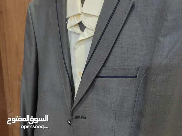 قاط رجالي مع البنطلون والقميص