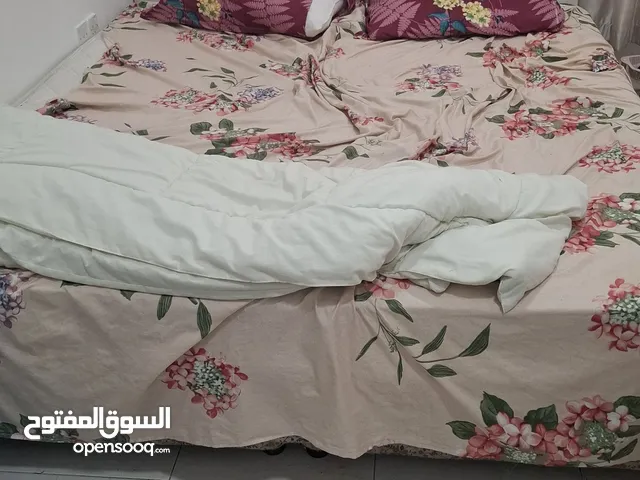 Kins size bed and matress ( medi plus)