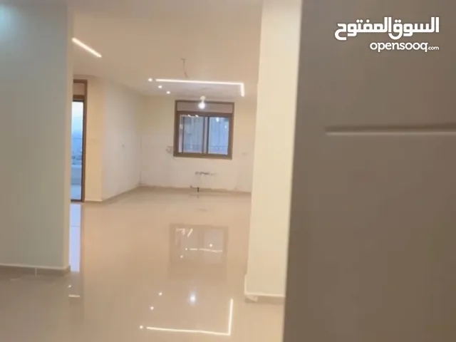 176 m2 3 Bedrooms Apartments for Sale in Ramallah and Al-Bireh Al Baloue