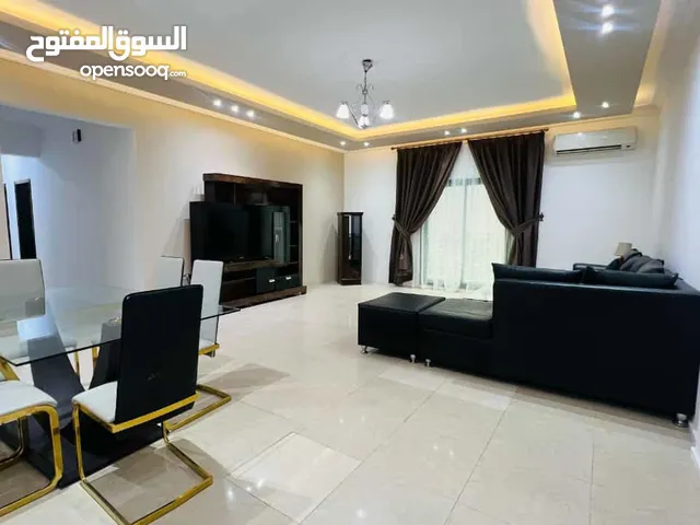 For rent in busaiteen 3 bhk inclusive  للايجار في البسيتين شقه مفروشه 3 غرف شامل