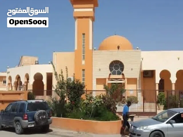 350 m2 4 Bedrooms Villa for Sale in Benghazi Beloun