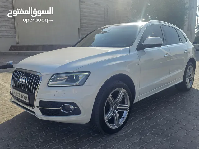 Audi Q5 .2016 GCC .panoramic full opiton. 45 TFSI.quatro.2 key .like new