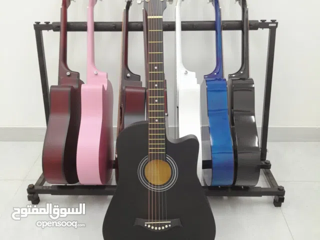 new classical/acoustic guitar with bag! delivery!جيتار كلاسيكي/أكوستيك جديد مع حقيبة! التوصيل!