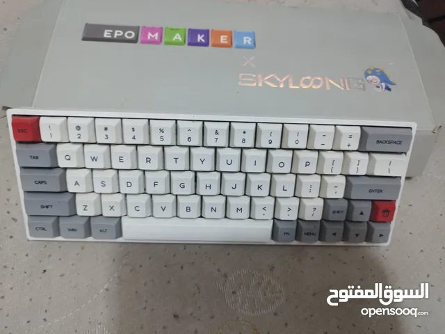 ماوس وكيبورد للبيع السعر ثنينهم ب60 والتوصيل مجاني