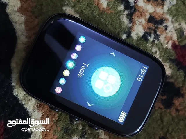 للبيع قطعتين امزون - مشغل MP3 و مترجم