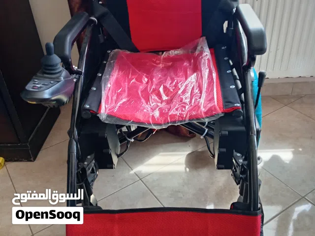 كرسي كهربائي لذوي الاحتياجات الخاصة