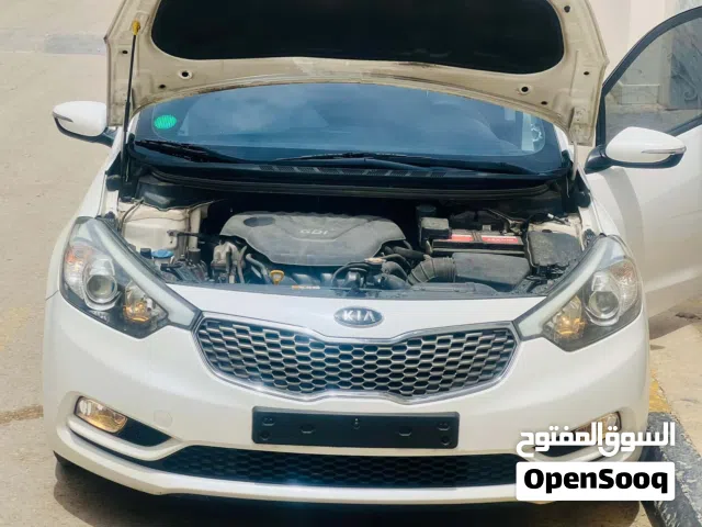 2014 كيا فورتي GT
