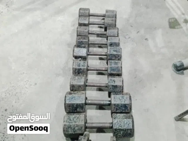 دنابل حديد مستعمل نظيف الكيلو ب600 غير قابل للتفاوض الموقع ؛ الصافيه