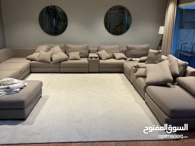 تركيب جميع السجاد والستائر والمساند