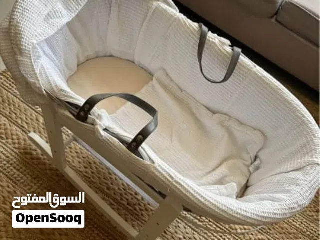 Moses grey and white baby basket