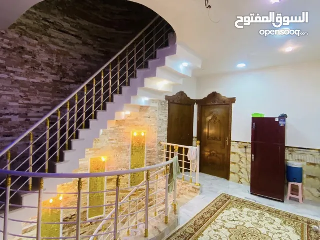 150 m2 More than 6 bedrooms Townhouse for Sale in Basra Qibla