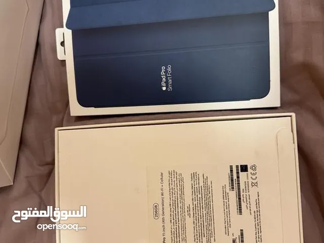 Apple iPad pro 4 256 GB in Al Sharqiya