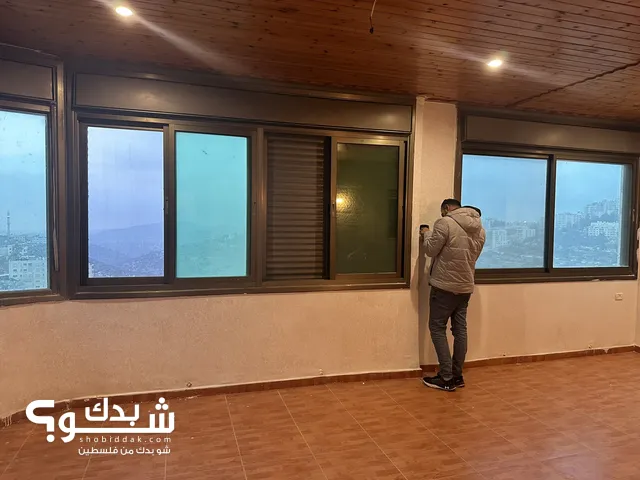 200m2 5 Bedrooms Apartments for Sale in Ramallah and Al-Bireh Beitunia