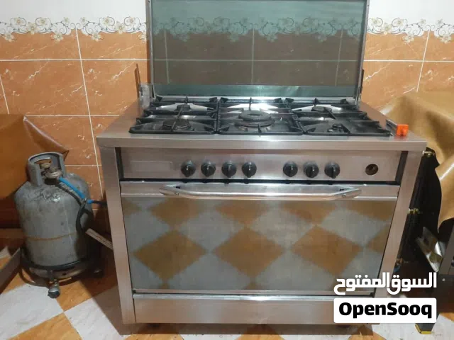 للبيع فرم بوتاجاز نضيف جدا