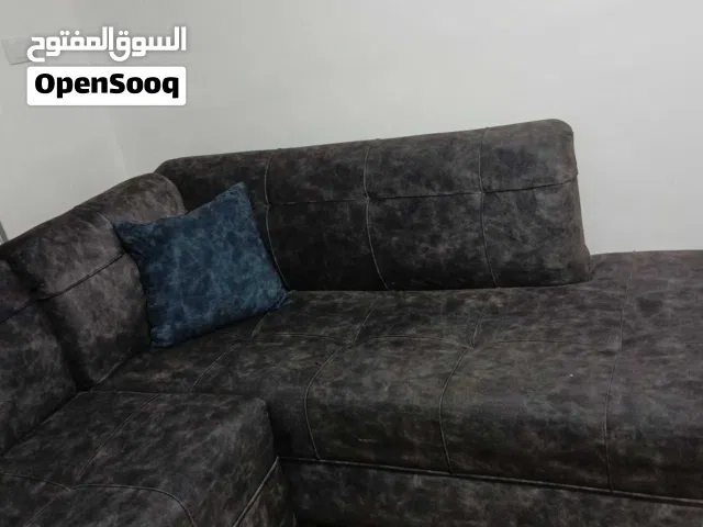 عااااااجل تم التخفيض  طقم كنب كورنر لون رمادي بحاله ممتازه البيع بداعي السفر
