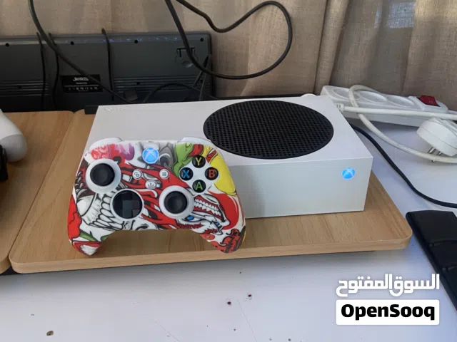 Xbox Series S Xbox for sale in Ramallah and Al-Bireh