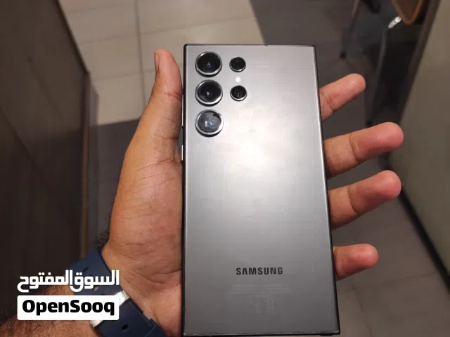 Samsung s24 ultra dual TRA REGISTERED with charger and cable