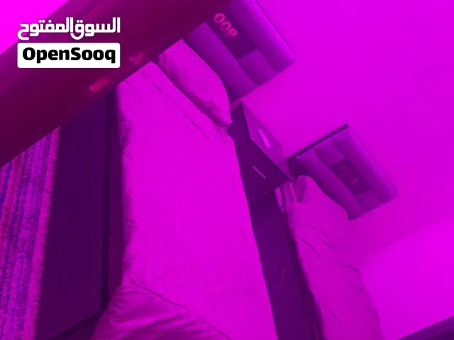 شقه شقه وملحق 5ستار للبيع