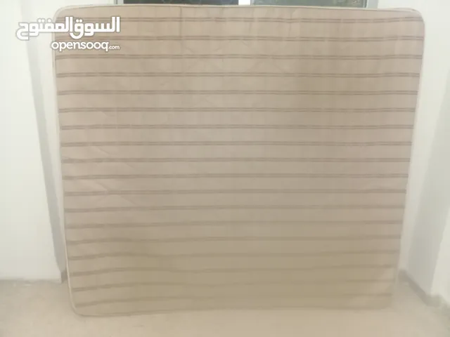 فرشة تخت مجوز زمبركية للبيع بسعر مغري