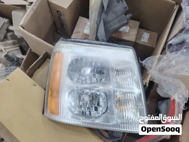 فنار كاديلاك إسكاليد 2007
