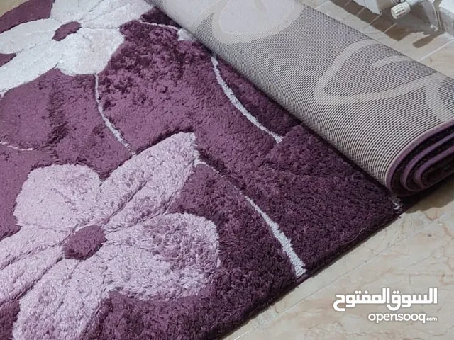 سجادتين نوع تركي ثقيل ثابت بالارض ولا نقره